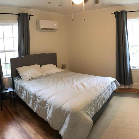 Renovated Space Close To Downtown - A ダーラム エクステリア 写真