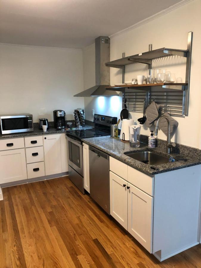 Renovated Space Close To Downtown - A ダーラム エクステリア 写真
